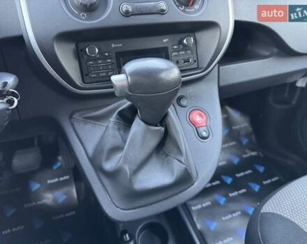 Білий Рено Кєнгу, об'ємом двигуна 0 л та пробігом 27 тис. км за 11999 $, фото 21 на Automoto.ua