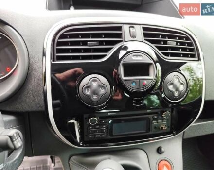Рено Кенгу 2019 в Дубно на Automoto.ua Белый Рено Кенгу, объемом двигателя 1.5 л и пробегом 193 тыс. км за 15500 $, фото 15 на Automoto.ua