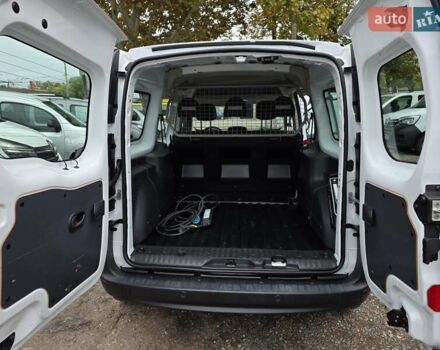 Рено Кенгу 2019 в Одессе на Automoto.ua Белый Рено Кенгу, объемом двигателя 0 л и пробегом 25 тыс. км за 14200 $, фото 28 на Automoto.ua