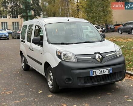 Білий Рено Кєнгу, об'ємом двигуна 0 л та пробігом 32 тис. км за 14900 $, фото 11 на Automoto.ua