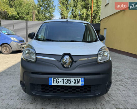 Білий Рено Кєнгу, об'ємом двигуна 0 л та пробігом 34 тис. км за 9600 $, фото 3 на Automoto.ua
