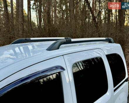 Белый Рено Кенгу, объемом двигателя 1.5 л и пробегом 201 тыс. км за 13700 $, фото 10 на Automoto.ua