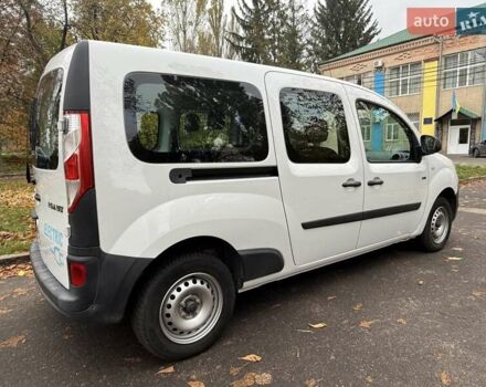 Білий Рено Кєнгу, об'ємом двигуна 0 л та пробігом 32 тис. км за 14900 $, фото 7 на Automoto.ua