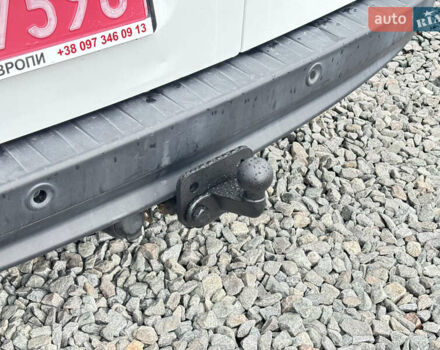 Рено Кєнгу 2019 у Львові на Automoto.ua Білий Рено Кєнгу, об'ємом двигуна 1.5 л та пробігом 140 тис. км за 10900 $, фото 26 на Automoto.ua