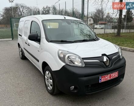 Белый Рено Кенгу, объемом двигателя 0 л и пробегом 61 тыс. км за 11900 $, фото 11 на Automoto.ua