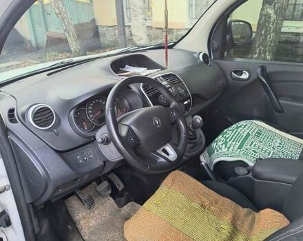 Білий Рено Кєнгу, об'ємом двигуна 1.46 л та пробігом 50 тис. км за 16000 $, фото 5 на Automoto.ua