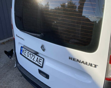 Білий Рено Кєнгу, об'ємом двигуна 1.5 л та пробігом 240 тис. км за 10000 $, фото 11 на Automoto.ua