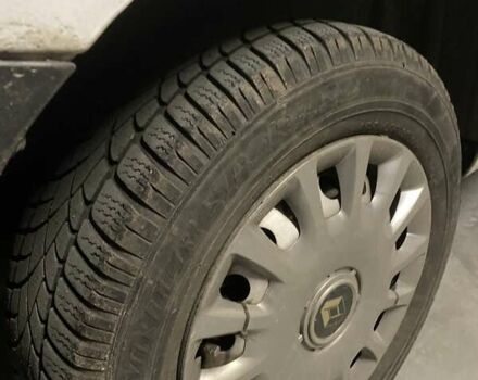 Білий Рено Кєнгу, об'ємом двигуна 1.5 л та пробігом 205 тис. км за 10000 $, фото 3 на Automoto.ua