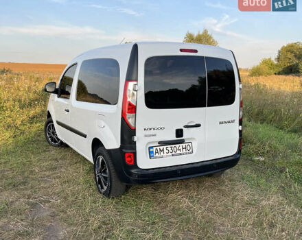 Белый Рено Кенгу, объемом двигателя 1.5 л и пробегом 233 тыс. км за 11750 $, фото 7 на Automoto.ua
