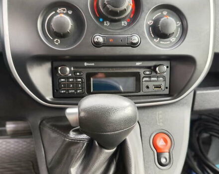 Белый Рено Кенгу, объемом двигателя 0 л и пробегом 16 тыс. км за 14700 $, фото 19 на Automoto.ua