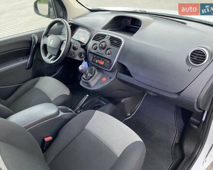 Білий Рено Кєнгу, об'ємом двигуна 1.5 л та пробігом 221 тис. км за 9700 $, фото 43 на Automoto.ua