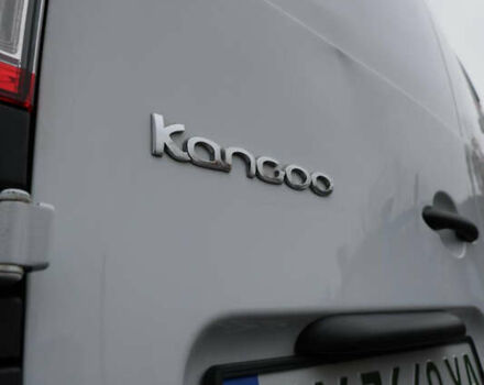 Рено Кенгу 2019 в Харькове на Automoto.ua Белый Рено Кенгу, объемом двигателя 0 л и пробегом 130 тыс. км за 9900 $, фото 31 на Automoto.ua