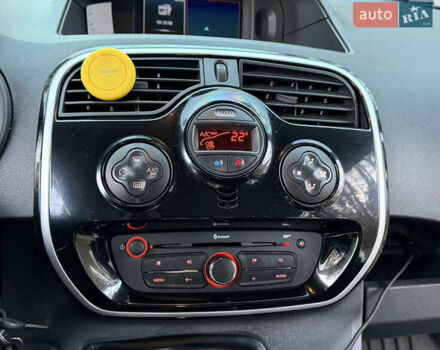 Белый Рено Кенгу, объемом двигателя 1.5 л и пробегом 201 тыс. км за 13700 $, фото 20 на Automoto.ua