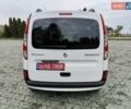 Белый Рено Кенгу, объемом двигателя 1.5 л и пробегом 192 тыс. км за 15333 $, фото 3 на Automoto.ua