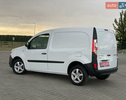 Білий Рено Кєнгу, об'ємом двигуна 1.5 л та пробігом 221 тис. км за 9700 $, фото 16 на Automoto.ua