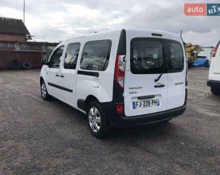 Белый Рено Кенгу, объемом двигателя 0 л и пробегом 135 тыс. км за 11855 $, фото 2 на Automoto.ua