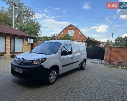 Белый Рено Кенгу, объемом двигателя 0 л и пробегом 10 тыс. км за 10700 $, фото 6 на Automoto.ua