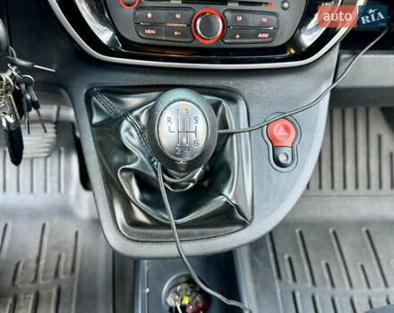 Белый Рено Кенгу, объемом двигателя 1.5 л и пробегом 201 тыс. км за 13700 $, фото 21 на Automoto.ua