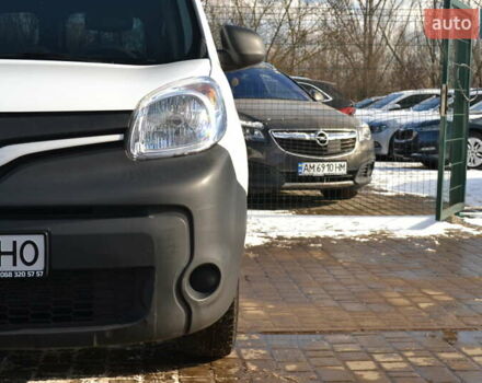 Белый Рено Кенгу, объемом двигателя 1.5 л и пробегом 233 тыс. км за 11999 $, фото 9 на Automoto.ua