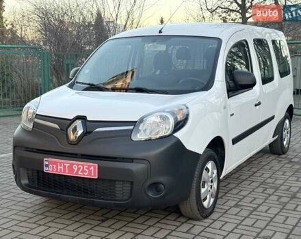 Белый Рено Кенгу, объемом двигателя 0 л и пробегом 16 тыс. км за 13500 $, фото 2 на Automoto.ua