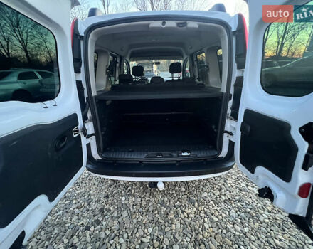 Білий Рено Кєнгу, об'ємом двигуна 1.5 л та пробігом 190 тис. км за 10800 $, фото 27 на Automoto.ua