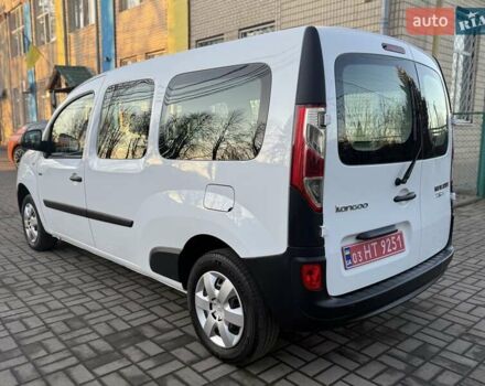 Белый Рено Кенгу, объемом двигателя 0 л и пробегом 16 тыс. км за 13500 $, фото 8 на Automoto.ua