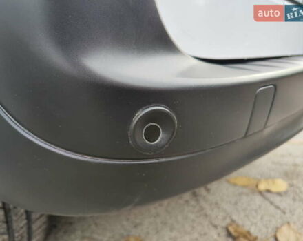 Белый Рено Кенгу, объемом двигателя 0 л и пробегом 16 тыс. км за 14700 $, фото 26 на Automoto.ua