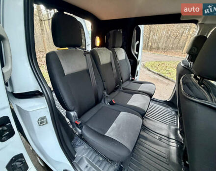 Белый Рено Кенгу, объемом двигателя 1.5 л и пробегом 201 тыс. км за 13700 $, фото 27 на Automoto.ua