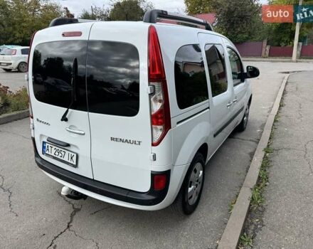 Белый Рено Кенгу, объемом двигателя 1.5 л и пробегом 230 тыс. км за 10750 $, фото 6 на Automoto.ua