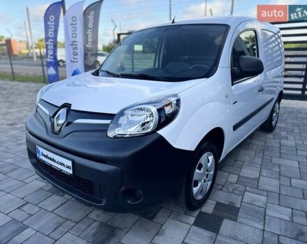 Белый Рено Кенгу, объемом двигателя 0 л и пробегом 39 тыс. км за 10500 $, фото 7 на Automoto.ua