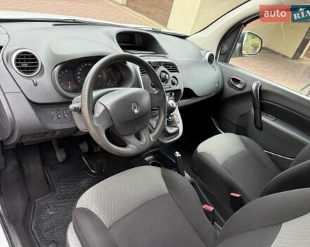 Рено Кенгу 2019 в Луцке на Automoto.ua Белый Рено Кенгу, объемом двигателя 1.5 л и пробегом 203 тыс. км за 12900 $, фото 9 на Automoto.ua