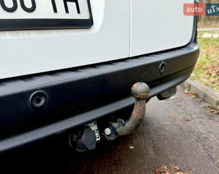 Белый Рено Кенгу, объемом двигателя 1.5 л и пробегом 201 тыс. км за 13700 $, фото 30 на Automoto.ua