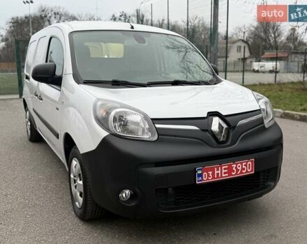 Белый Рено Кенгу, объемом двигателя 0 л и пробегом 61 тыс. км за 11900 $, фото 3 на Automoto.ua