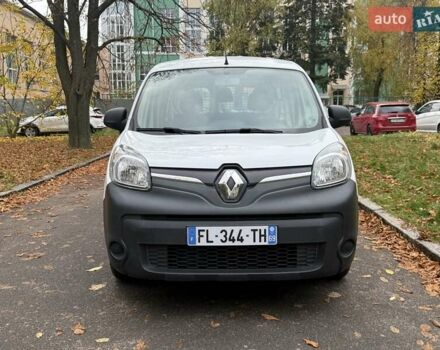 Білий Рено Кєнгу, об'ємом двигуна 0 л та пробігом 32 тис. км за 14900 $, фото 1 на Automoto.ua