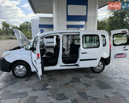 Белый Рено Кенгу, объемом двигателя 1.5 л и пробегом 96 тыс. км за 13799 $, фото 102 на Automoto.ua