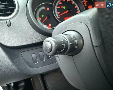 Белый Рено Кенгу, объемом двигателя 0 л и пробегом 61 тыс. км за 11900 $, фото 19 на Automoto.ua