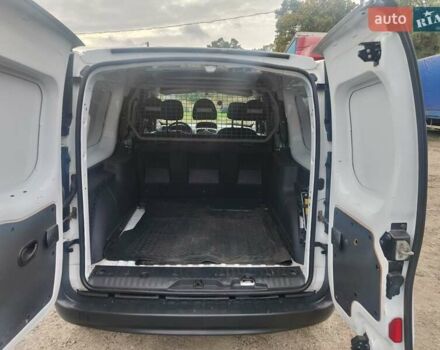 Білий Рено Кєнгу, об'ємом двигуна 0 л та пробігом 80 тис. км за 10850 $, фото 11 на Automoto.ua