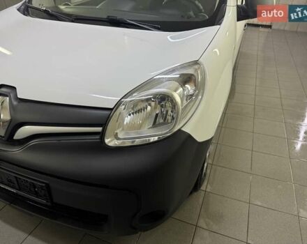 Рено Кенгу 2019 в Умани на Automoto.ua Белый Рено Кенгу, объемом двигателя 1.5 л и пробегом 264 тыс. км за 14500 $, фото 25 на Automoto.ua