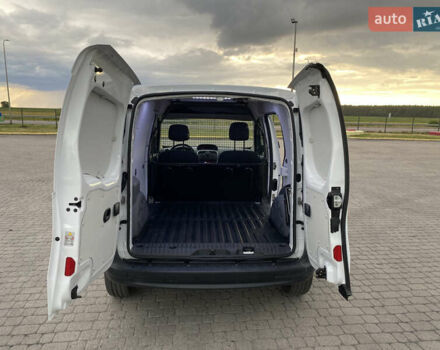 Білий Рено Кєнгу, об'ємом двигуна 1.5 л та пробігом 221 тис. км за 9700 $, фото 49 на Automoto.ua