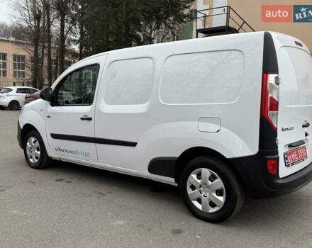 Белый Рено Кенгу, объемом двигателя 0 л и пробегом 61 тыс. км за 11900 $, фото 9 на Automoto.ua