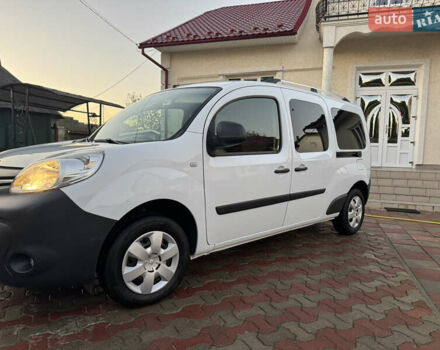 Белый Рено Кенгу, объемом двигателя 1.5 л и пробегом 138 тыс. км за 14700 $, фото 7 на Automoto.ua