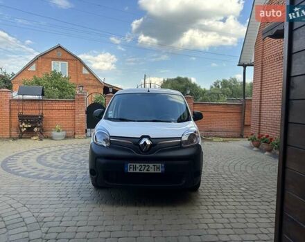 Белый Рено Кенгу, объемом двигателя 0 л и пробегом 10 тыс. км за 10700 $, фото 3 на Automoto.ua