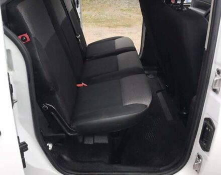 Белый Рено Кенгу, объемом двигателя 0 л и пробегом 135 тыс. км за 11855 $, фото 10 на Automoto.ua