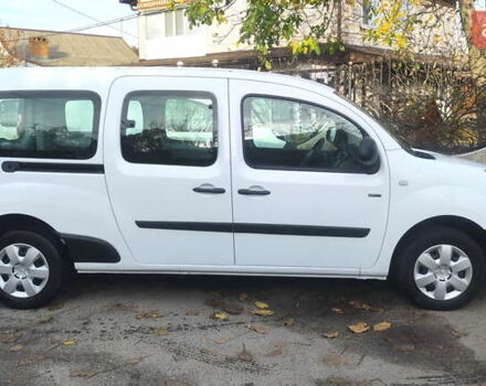 Белый Рено Кенгу, объемом двигателя 0 л и пробегом 16 тыс. км за 14700 $, фото 1 на Automoto.ua