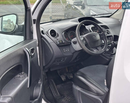 Белый Рено Кенгу, объемом двигателя 1.5 л и пробегом 140 тыс. км за 10900 $, фото 8 на Automoto.ua