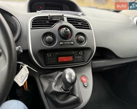 Рено Кенгу 2019 в Луцке на Automoto.ua Белый Рено Кенгу, объемом двигателя 1.5 л и пробегом 203 тыс. км за 12900 $, фото 17 на Automoto.ua