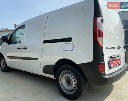 Белый Рено Кенгу, объемом двигателя 1.5 л и пробегом 138 тыс. км за 12597 $, фото 13 на Automoto.ua