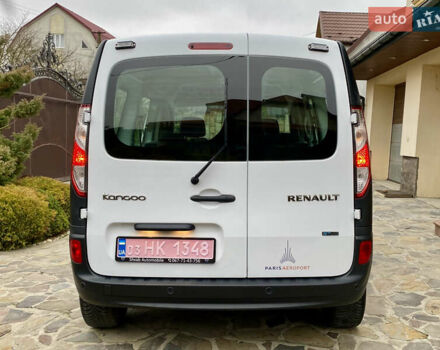 Белый Рено Кенгу, объемом двигателя 0 л и пробегом 17 тыс. км за 14399 $, фото 10 на Automoto.ua