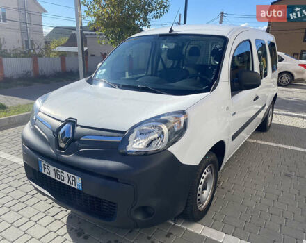 Белый Рено Кенгу, объемом двигателя 0 л и пробегом 82 тыс. км за 13200 $, фото 2 на Automoto.ua