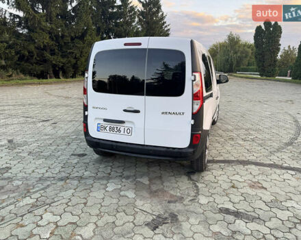 Белый Рено Кенгу, объемом двигателя 1.46 л и пробегом 190 тыс. км за 12700 $, фото 3 на Automoto.ua